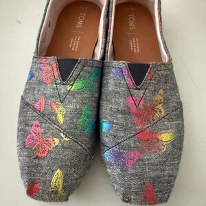 TOMS Women’s Denim with Metallic Butterflies Alpargata shoes